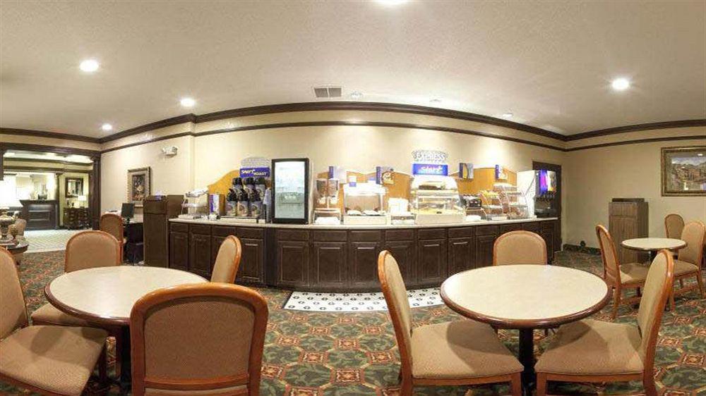Holiday Inn Express Marshall, An Ihg Hotel Экстерьер фото