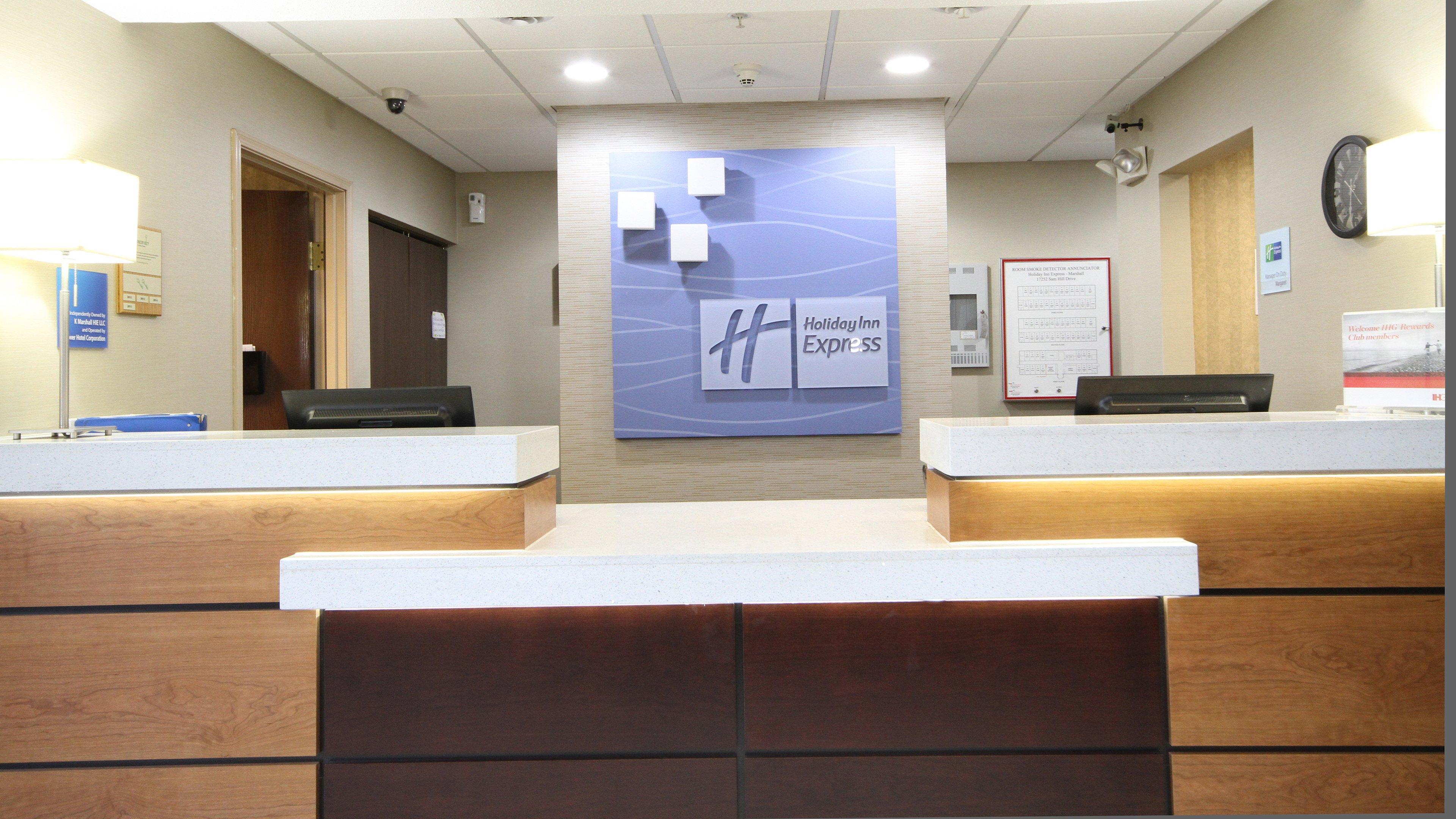 Holiday Inn Express Marshall, An Ihg Hotel Экстерьер фото